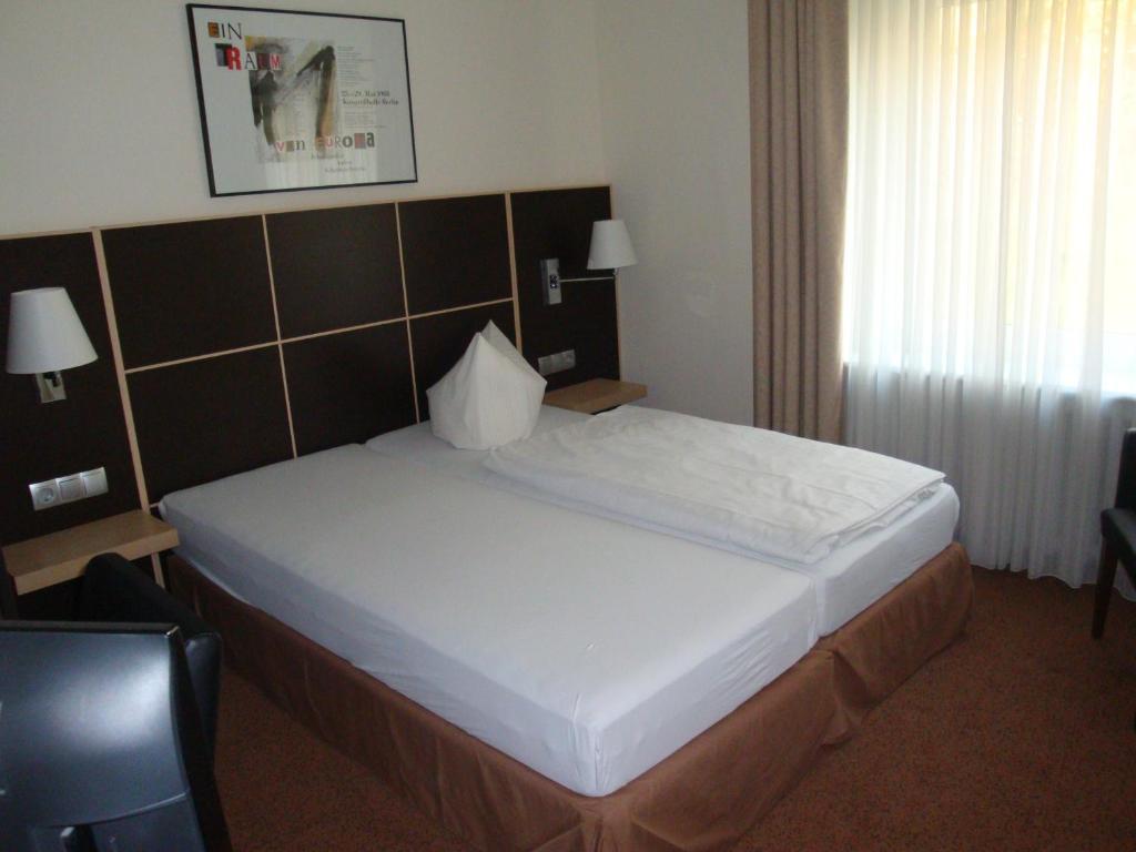 Hotel Landhaus Schlachtensee Берлин Стая снимка