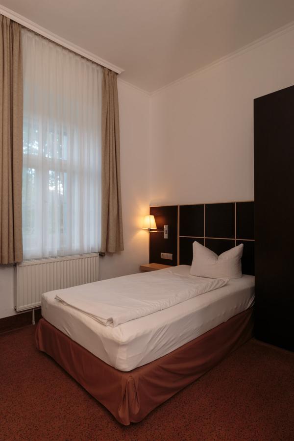 Hotel Landhaus Schlachtensee Берлин Стая снимка