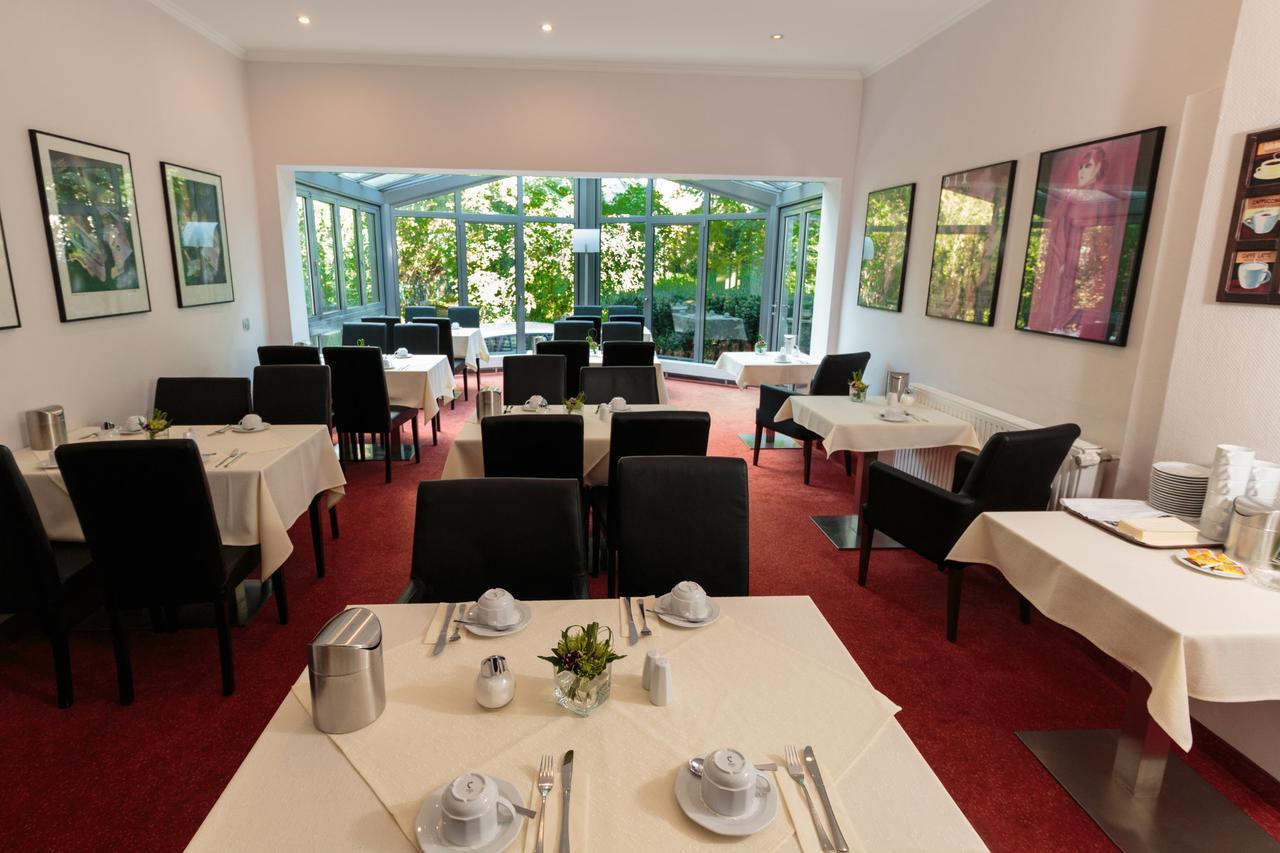 Hotel Landhaus Schlachtensee Берлин Екстериор снимка